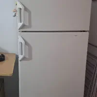 یخچال فریزر فیلور بسیار تمیز و مرتب بدون مشکل