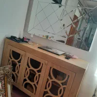 آیینه کنسول جنس چوب خوب و در حد