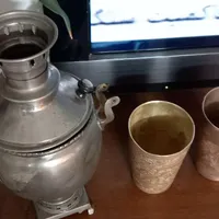 سماور مینیاتوری زغالی با ۲ لیوان قدیمی|کلکسیون اشیاء عتیقه|تهران, سهروردی|دیوار