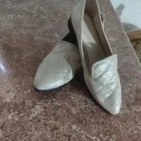 کالج چرم هستش اصلا پوشیده نشده