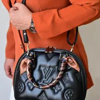 انواع کیف زنانه و دخترانه اداری و رسمی و مجلسی