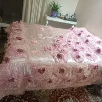 لحافت روتختی با دوتا روبالشتی وتن پوش اکبند