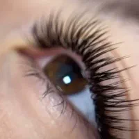 کلاس های آموزشی اکستنشن مژه و لیفت ابرو