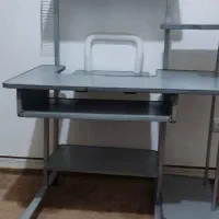 میز کامپیوتر