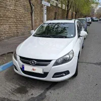 جک j5 مدل ۹۳ بدون رنگ در حد فروش فوری