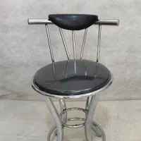 صندلی پایه استیل