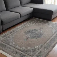 ۳ تخته فرش۶متری ویک عددقالیچه ۱۲۰۰ شانه محتشم دودی