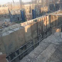 تعدادی نیروی قالب بند وآرموتوربند نیاز داریم