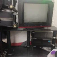 تلویزیون+ دیجیتال+ میز