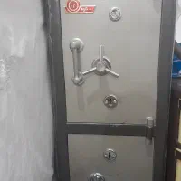 گاوصندوق دوطبقه