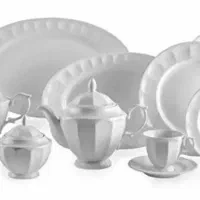 سرویس چینی ۸۳ پارچه طرح یاسمن