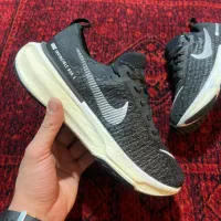 کتونی رانینگ نایک اینوینسیبل ران۳ اورجینال۴۰ونیم