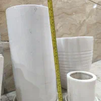تعدادی گلدان سرامیکی