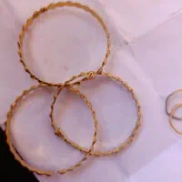 سه عدد النگوی شکسته به قیمت تابلو