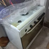 فروش اجاق گاز ۵ شعله رومگا در حد نو