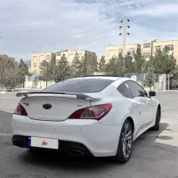 جنسیس کوپه 2011