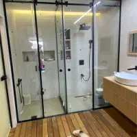درب شیشه ای سرویس حمام مستر و کابین دوش‌