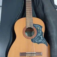 گیتار یاماها c40