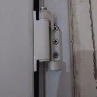 نصب و تعمیرات ریگلاژ درب و پنجره دوجداره وآلمینیوم|خدمات پیشه و مهارت|سیرجان, |دیوار