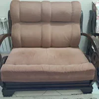 یک عدد مبل دونفره چوب گردو اصل