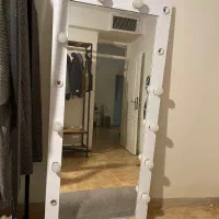 آینه چراغ دار