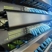 خدمات تخصصی شبکه اینترنت سرور دوربین مداربسته voip