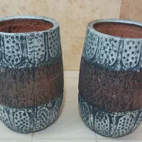 یک جفت گلدان سفالی بسیار زیبا