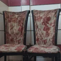 دو عدد صندلی چوبی