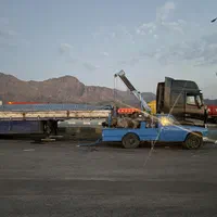 جرثقیل نیسانی یدککش نیسان جرثقیل نیسان یدک کش