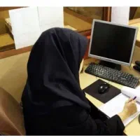 همکار خانم در آموزشگاه