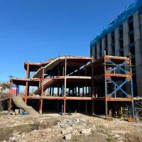 خدمات جوشکاری و اسکلت فلزی و تقویت و سندبلاست