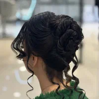 مدل شنیون با موی رنگی|خدمات آرایشگری و زیبایی|قزوین, |دیوار