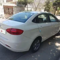 جک j4 سفید اتومات کم کار