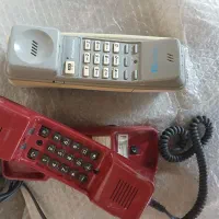 تلفن دیواری قدیمی