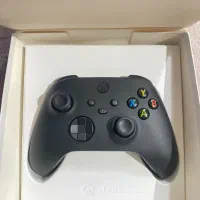 Xbox Series S در حد نو کامل|کنسول، بازی ویدئویی و آنلاین|نور, |دیوار