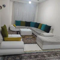 مبل ال سفید وسالم با کوسن های رنگارنگ|مبلمان خانگی و میز عسلی|شیراز, فخرآباد (دروازه کازرون)|دیوار