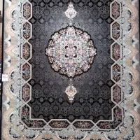 دوعدد فرش دوازده متری و نه متری نو نو داخل پلاستیک