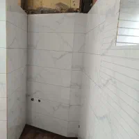 اجرای انواع کاشی و سرامیک پرسلان با ابزار بروز|خدمات پیشه و مهارت|لنگرود, |دیوار