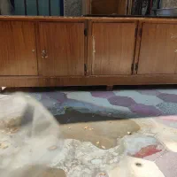 یک عدد کمد زیرباری