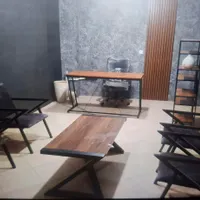 فروش 4 عدد مبل و یک عدد میز وسط
