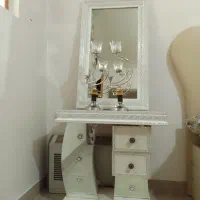 ایینه و شمعدانی