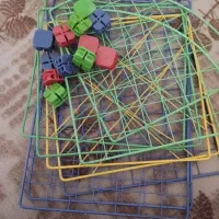 قفسه فلزی