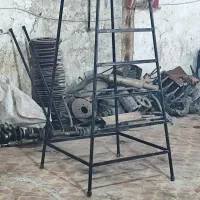 چهار پایه آهن