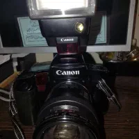 دوربین عکاسی و فیلم برداری به تعداد زیاد