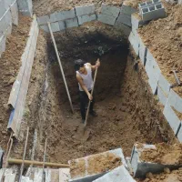 کنده کاری چاه فاضلاب