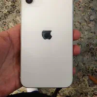 iPhone 11 تک‌ سیم