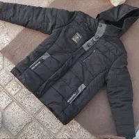 کاپشن نو‌اصلا‌پوشیده‌نشده