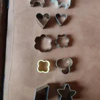 کاتر شیرینی فروشی