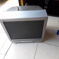 تنوع در تلوزیون قدیمی|تلویزیون و پروژکتور|رشت, استقامت ۱|دیوار