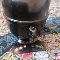 یک عدد گاز 22 و موتور یخچال